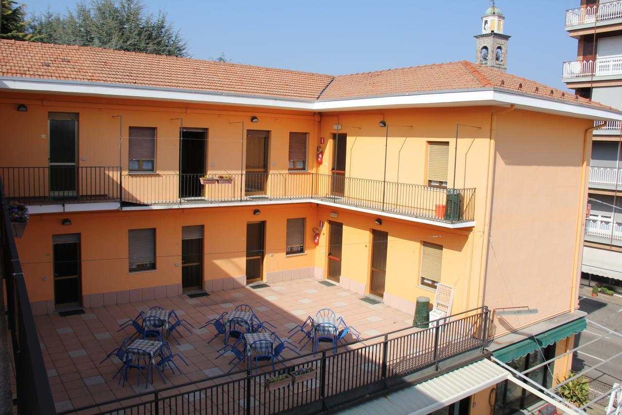 Albergo Roma Gattico Exterior photo